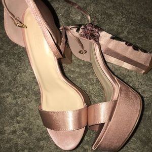 Size 7 rose colored heels